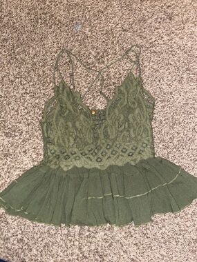 HP Olive Green Lace Crochet Peplum Cami